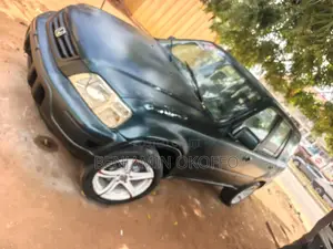 Honda CR-V 2001 Green