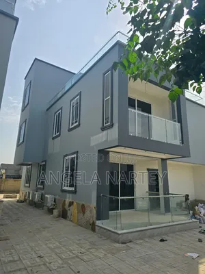 5bdrm House in Community 25 for rent