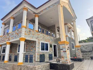 5bdrm Duplex in Bojo Beach Area, Bortiano for sale