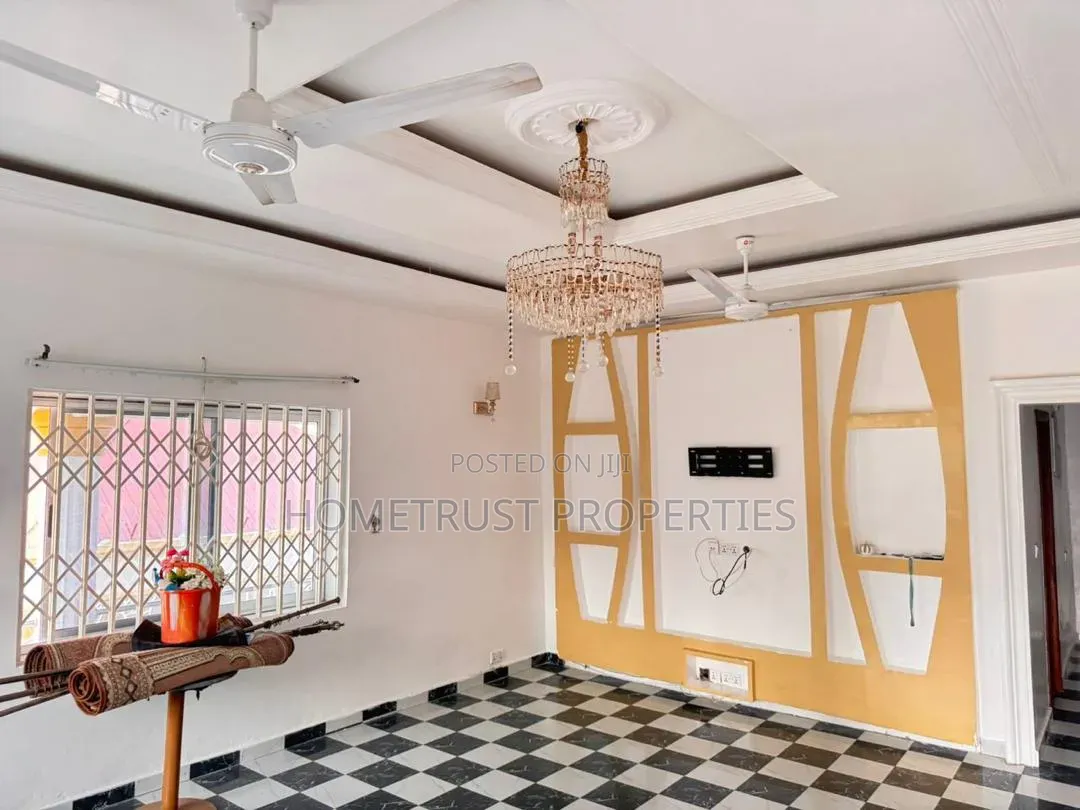 5bdrm Duplex in Bojo Beach Area, Bortiano for sale