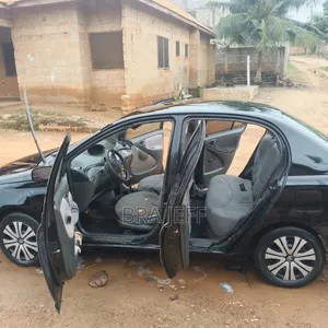 Toyota Echo Sedan 2005 Black