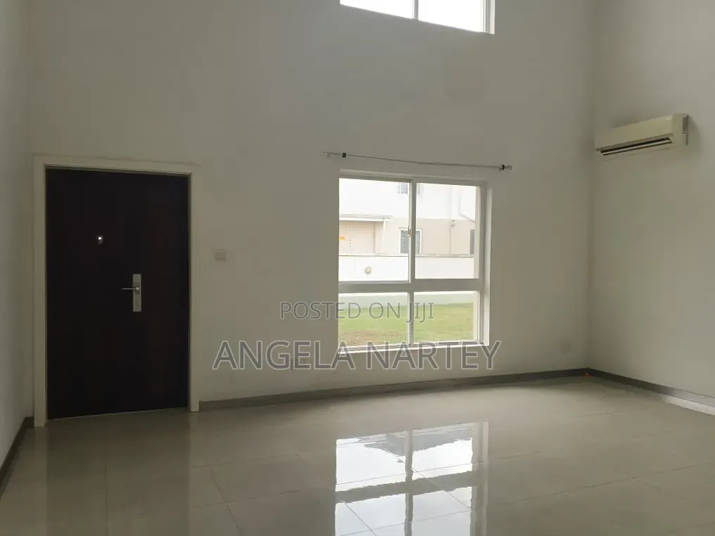 5bdrm House in Sakumono Estates for rent
