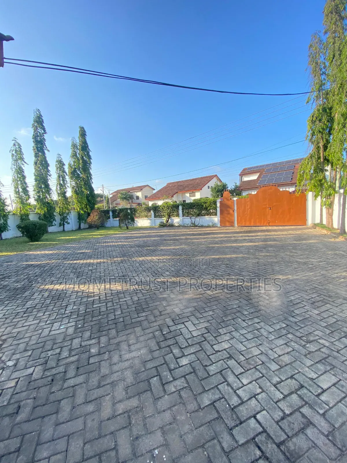 4bdrm House in East Legon, Otano for sale