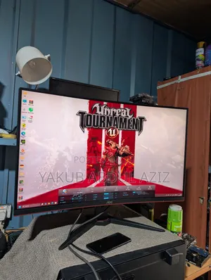 32 Inches Carve Gaming Monitor 144hz 2k Resolution