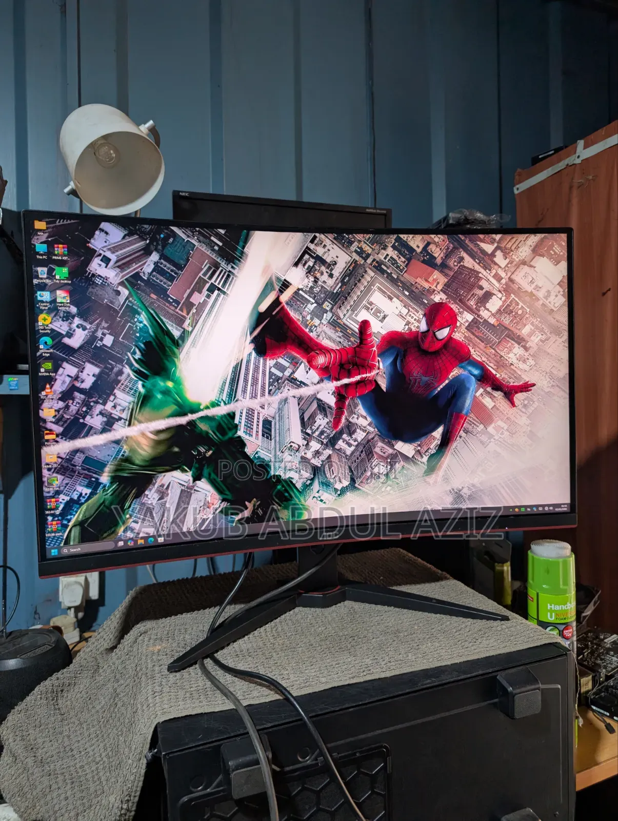 32 Inches Carve Gaming Monitor 144hz 2k Resolution