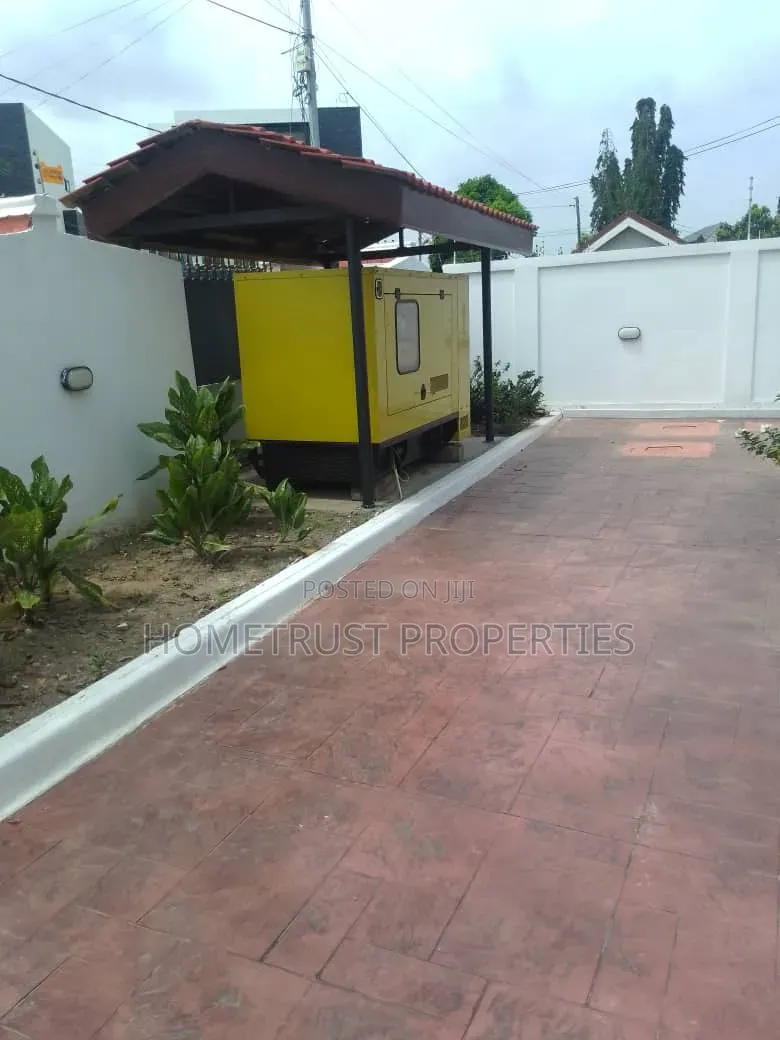 5bdrm Duplex in East Legon Trassaco, Boundary Road Area for rent