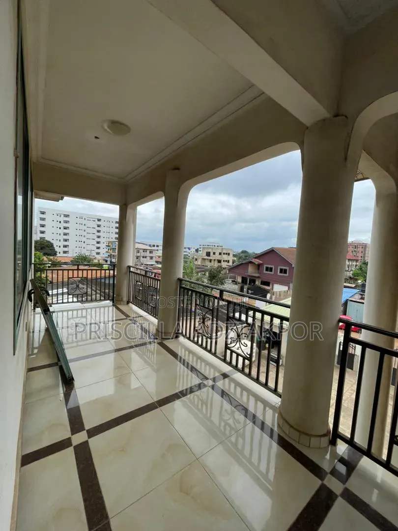 3bdrm Apartment in Gelo Heritage Estate, UPSA Area for rent