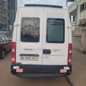 Iveco Axer 2011 White