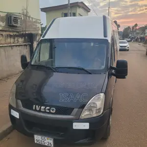 Iveco Axer 2011 White