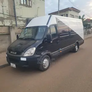 Iveco Axer 2011 White
