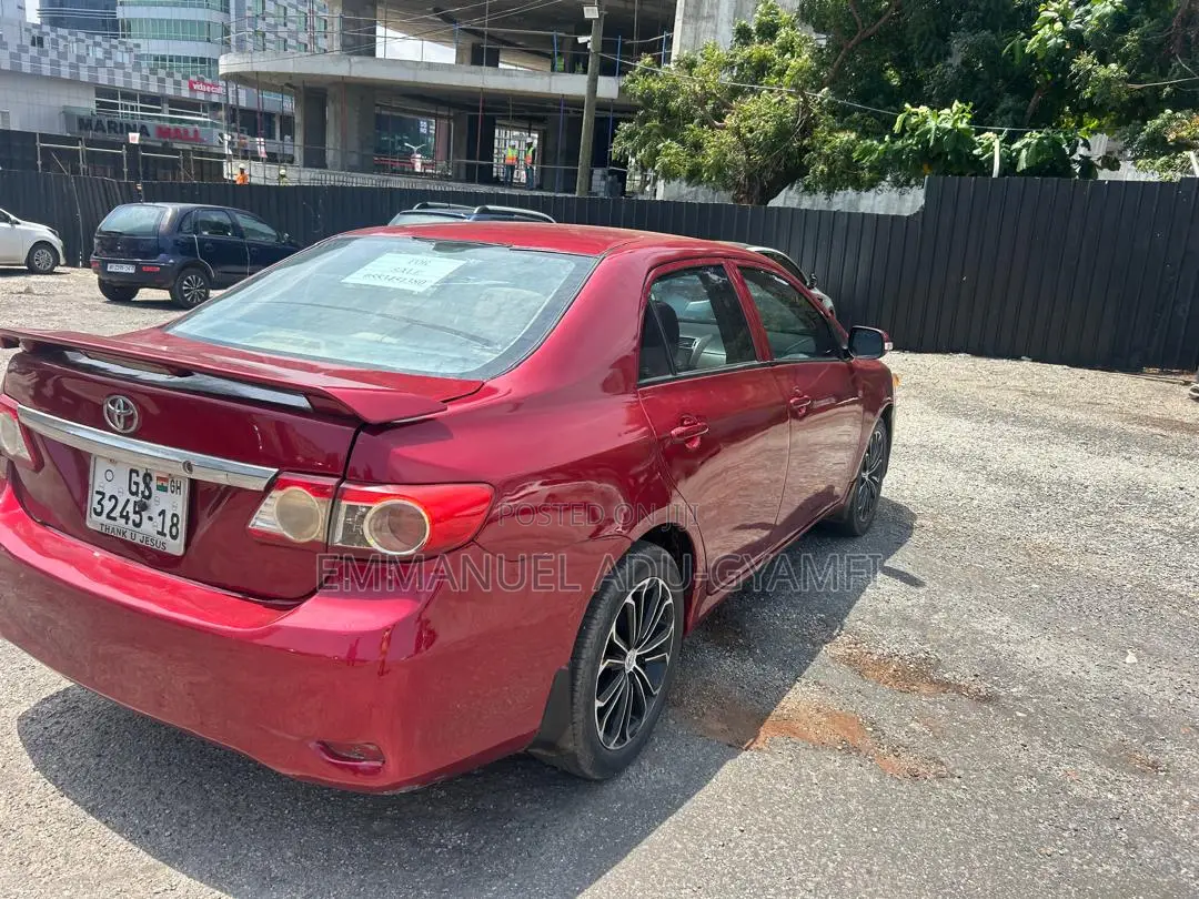 Toyota Corolla LE 4dr Sedan (1.8L 4cyl 4A) 2011 Red