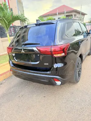 Mitsubishi Outlander LE S-AWC 2020 Black