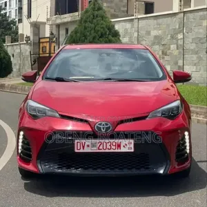 Toyota Corolla SE (1.8L 4cyl 2A) 2018 Red