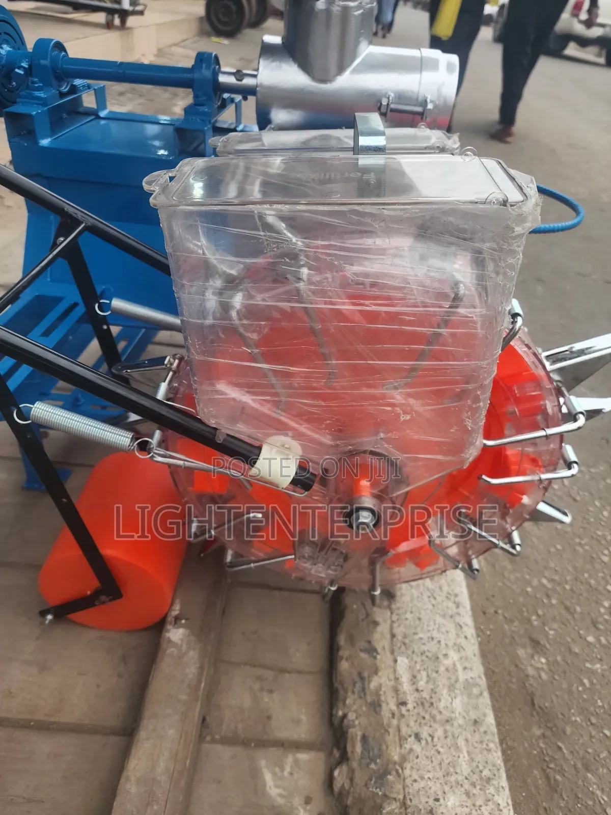 2-in-1 Precision Seed & Fertilizer Planter | Hand Push Seeder