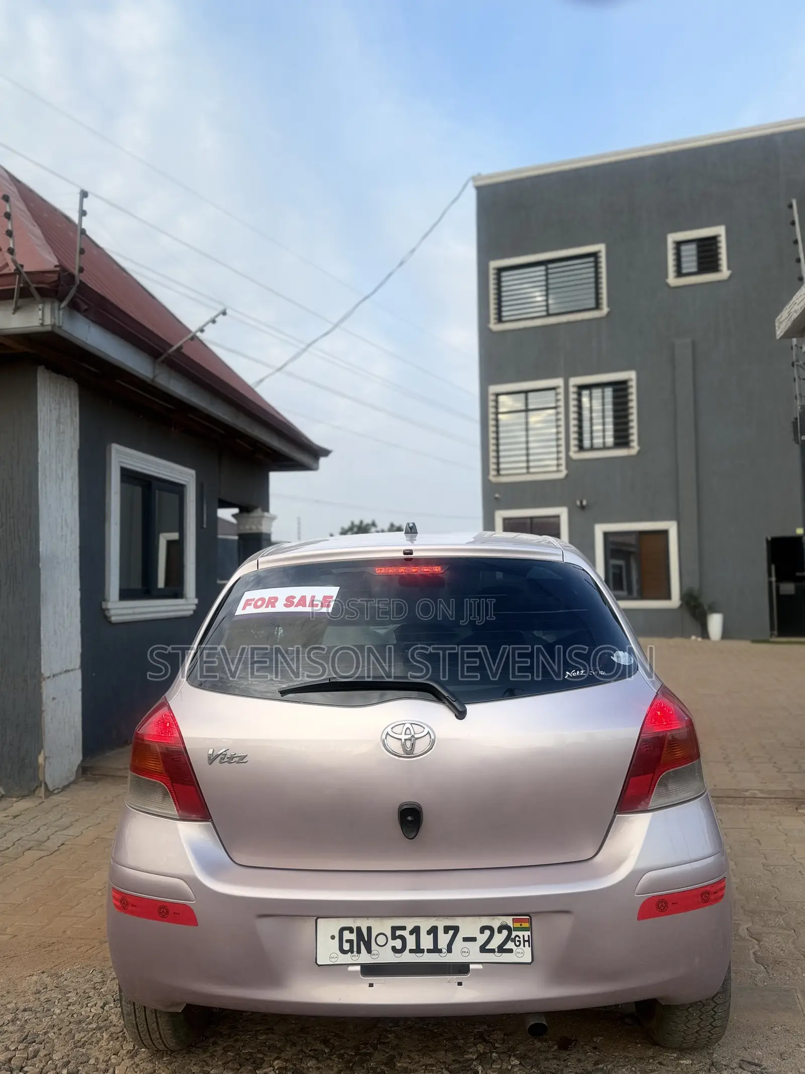 Toyota Vitz 1.0 FWD 5dr 2010