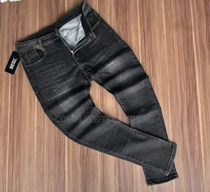 Guy-Man Jeans