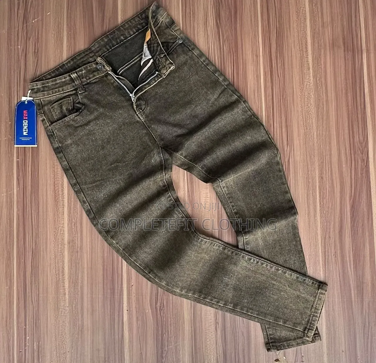 Guy-Man Jeans