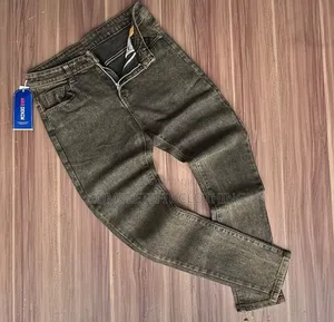 Guy-Man Jeans