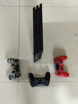 Play Station 4 Pro