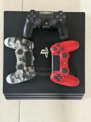 Play Station 4 Pro