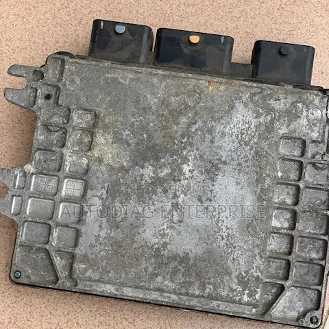 NISSAN VERSA Engine Control Module