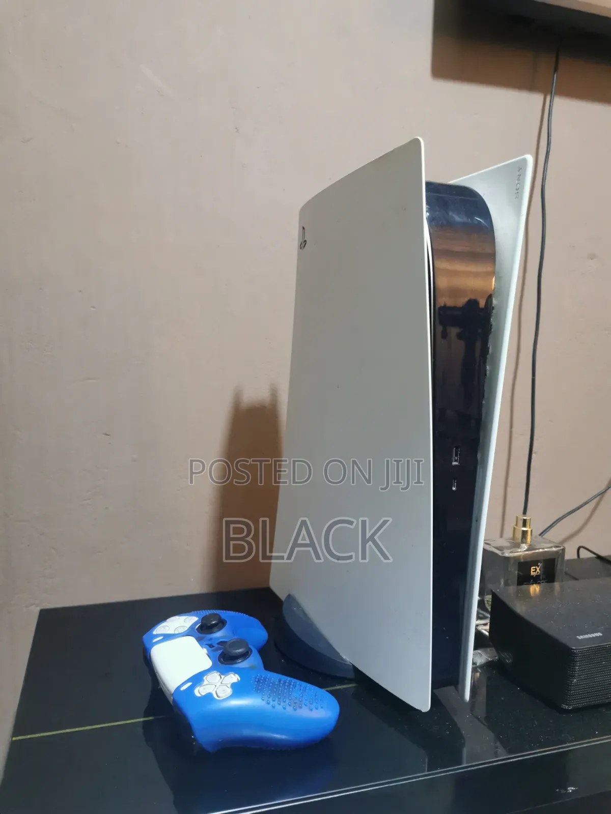 Slightly Used PS5 With 6 Games and One Controller