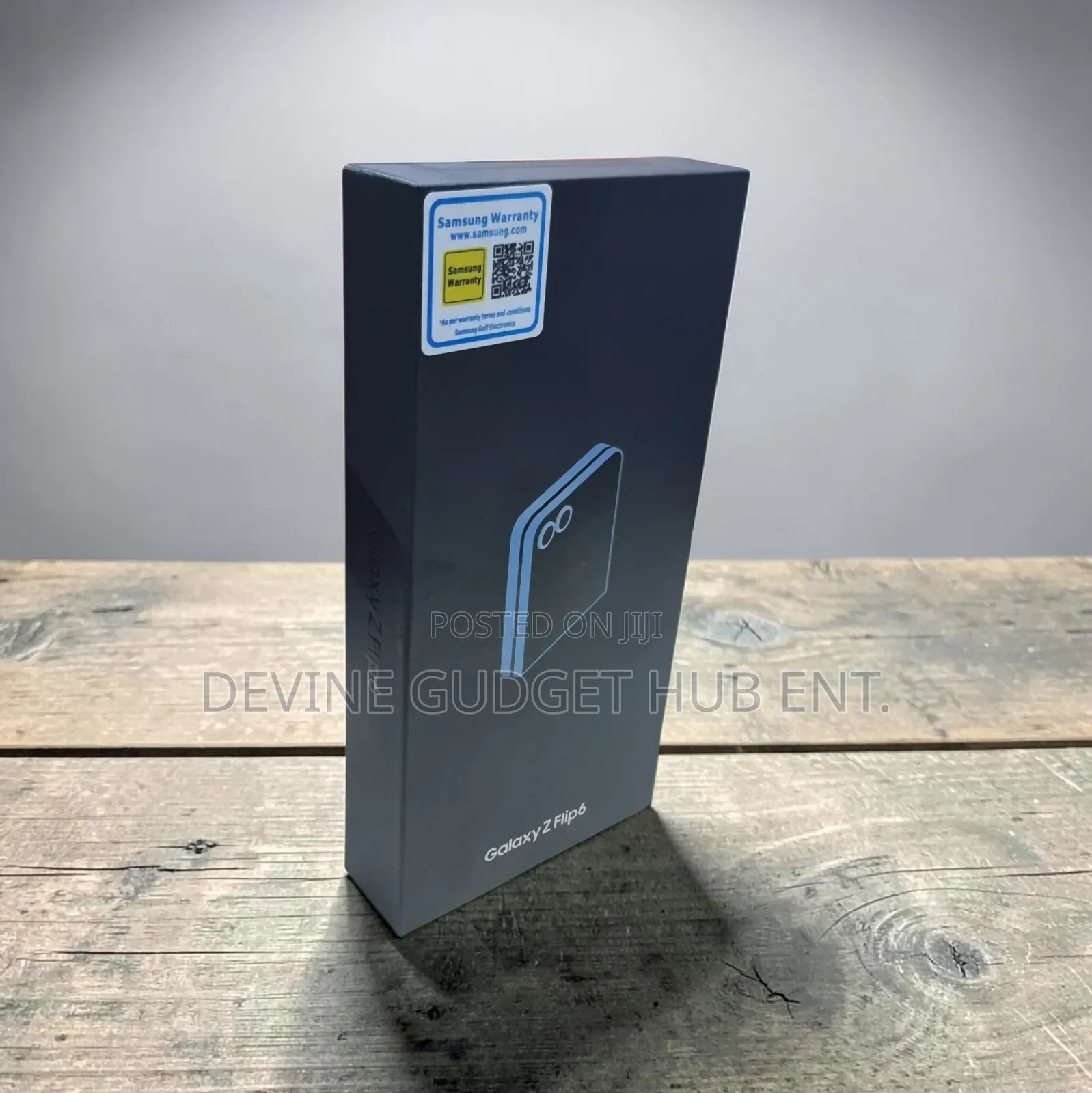New Samsung Galaxy Z Flip6 256 GB Gold