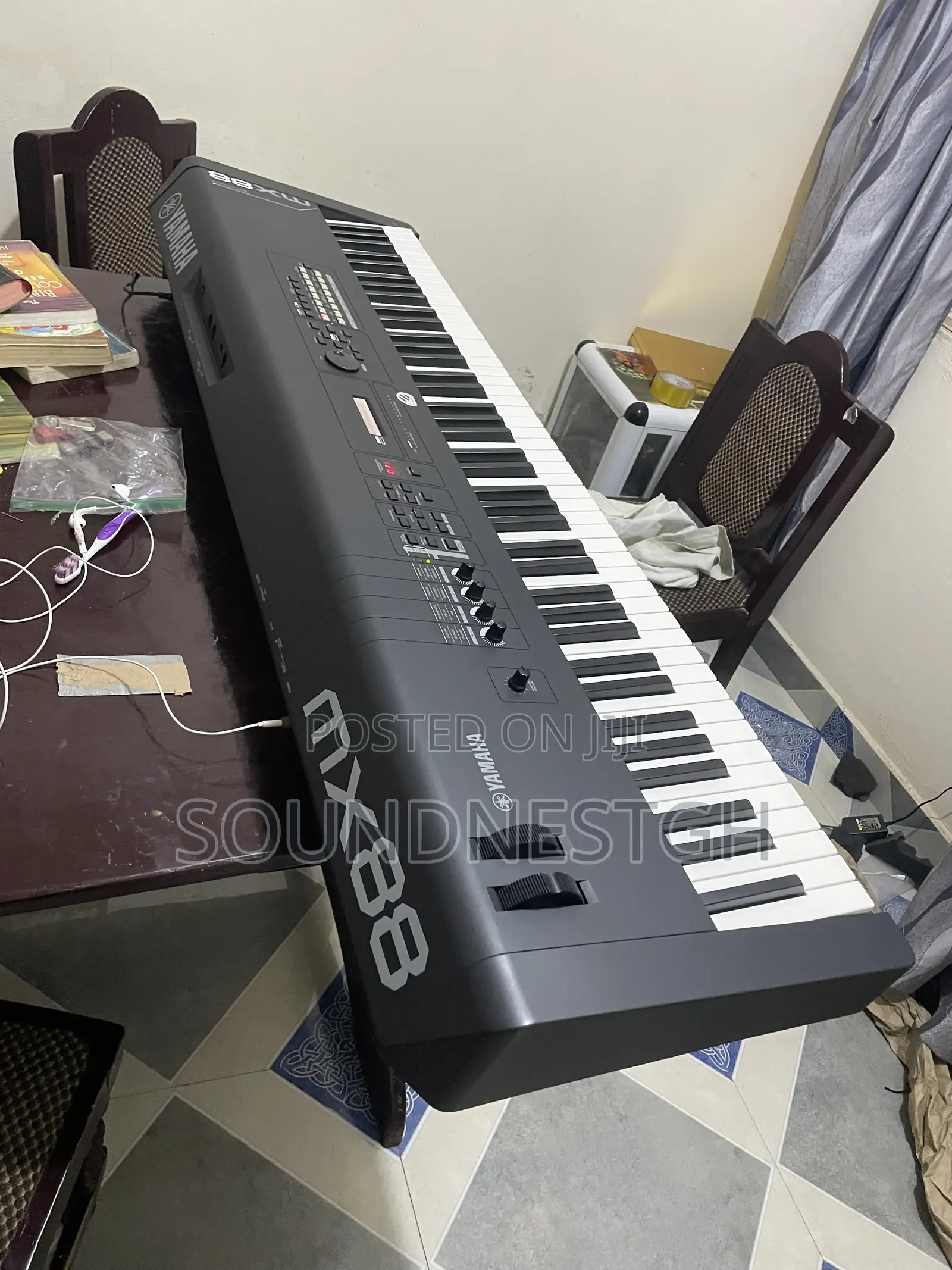 Cracked Yamaha Mx88 (Motif) Full Weighted Keys