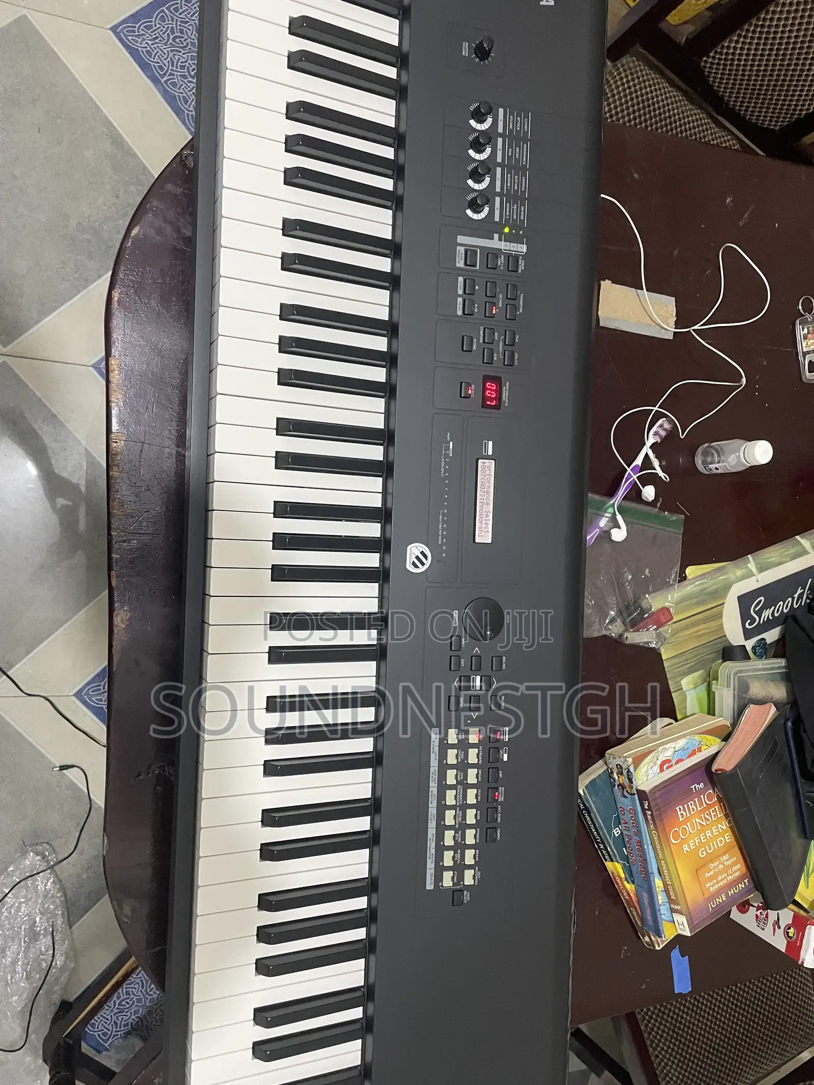 Cracked Yamaha Mx88 (Motif) Full Weighted Keys