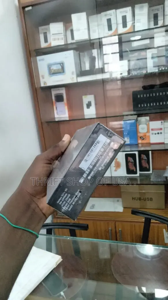 New Samsung Galaxy S21+ 5G 256 GB Black