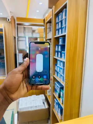 Apple iPhone 11 64 GB Blue