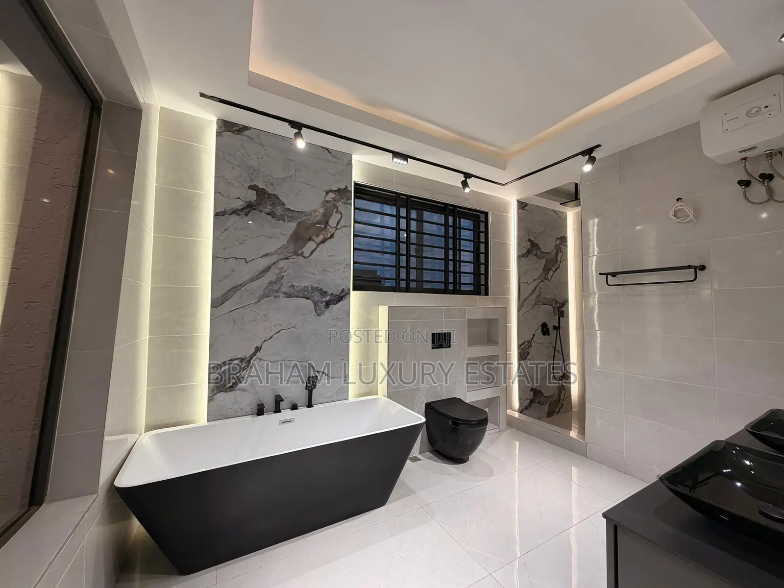 4bdrm House in Braham Luxury, East Legon for sale