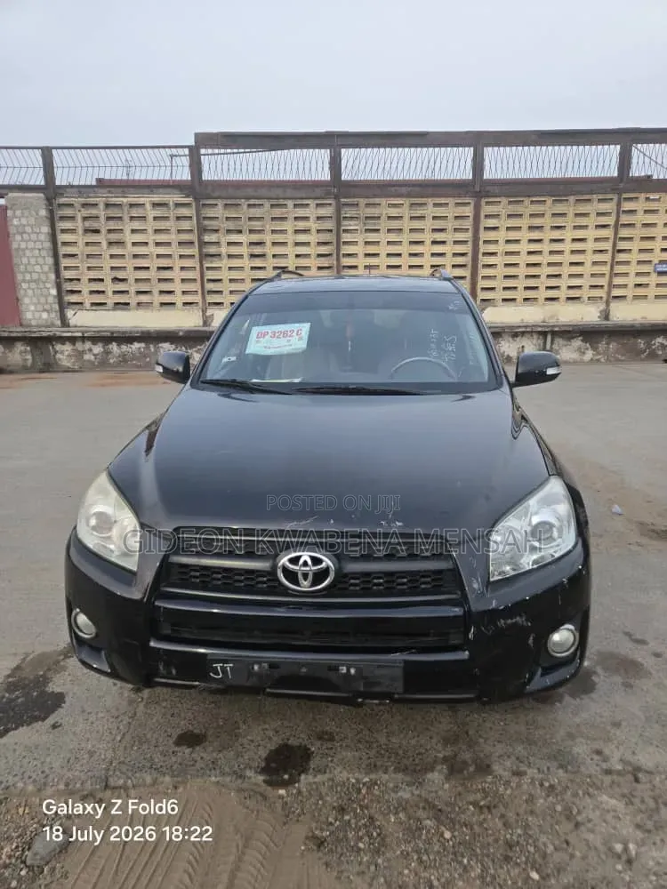 Toyota RAV4 2.5 2010 Black