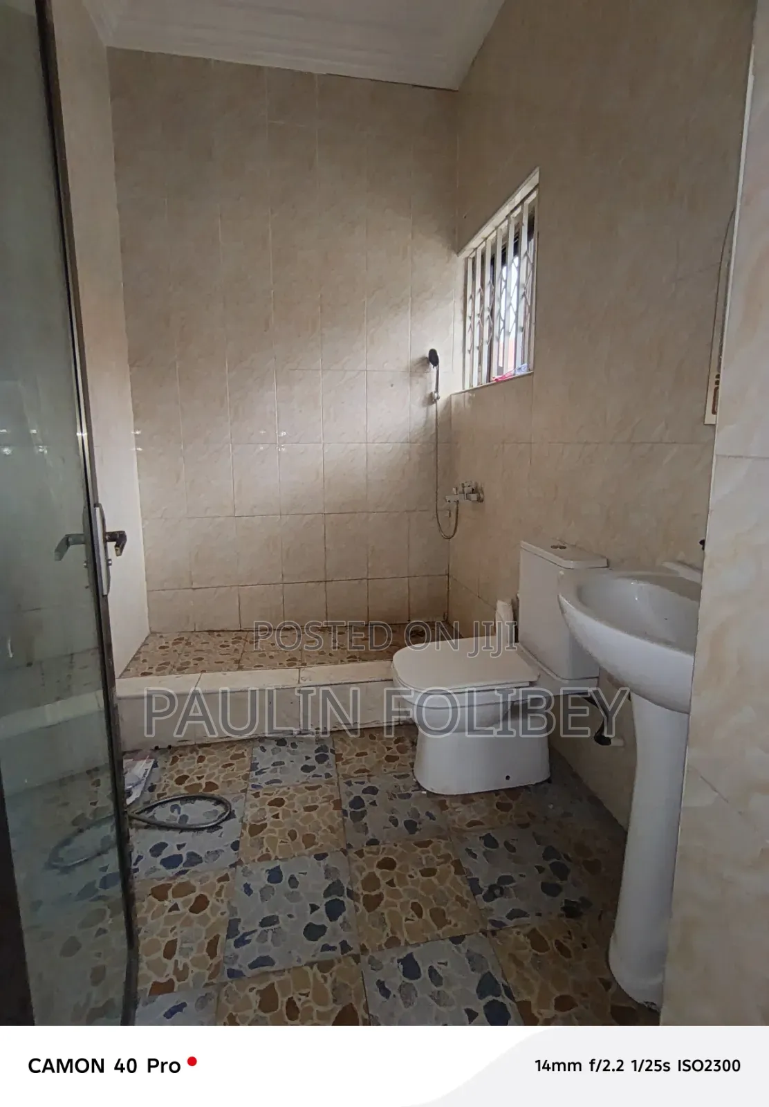 7bdrm Duplex in Dgproperties, CP for rent