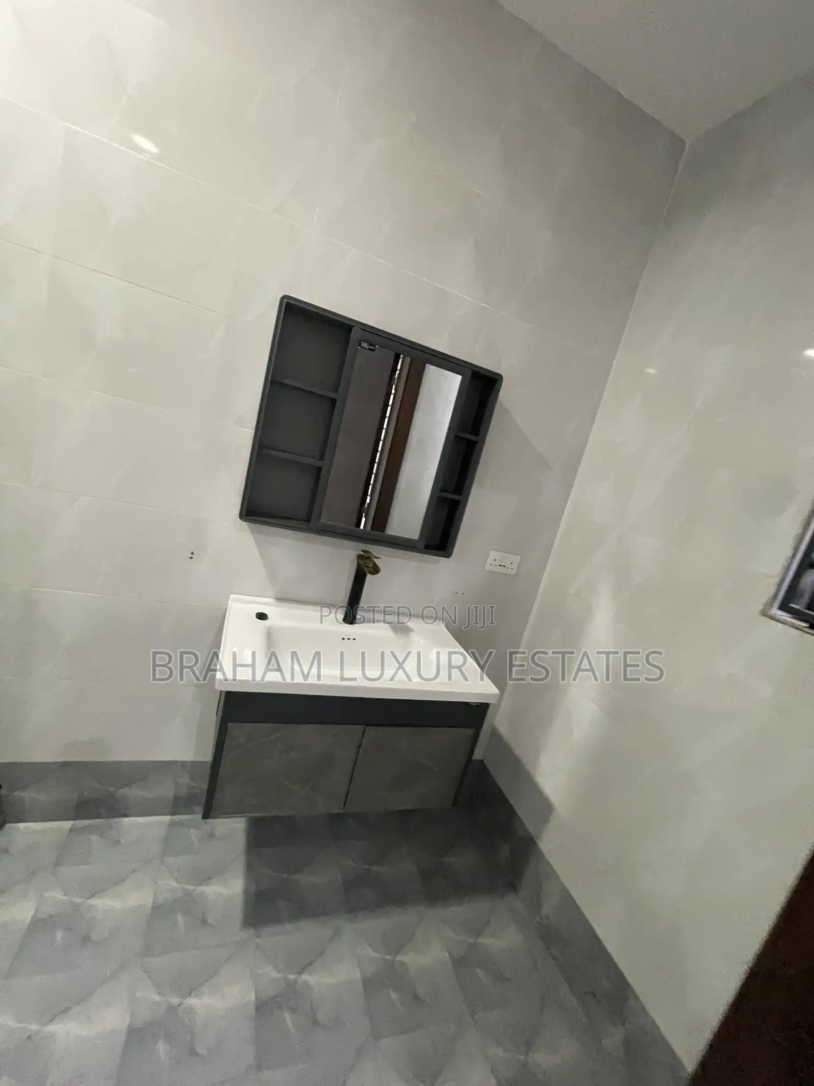 4bdrm House in Braham Luxury, East Legon for rent