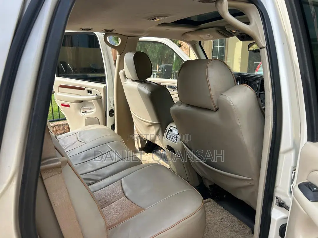 Cadillac Escalade 2008 White