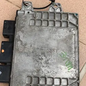 10-11 NISSAN VERSA 1.8L Control Module