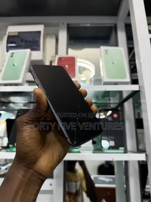 Apple iPhone 11 64 GB Black