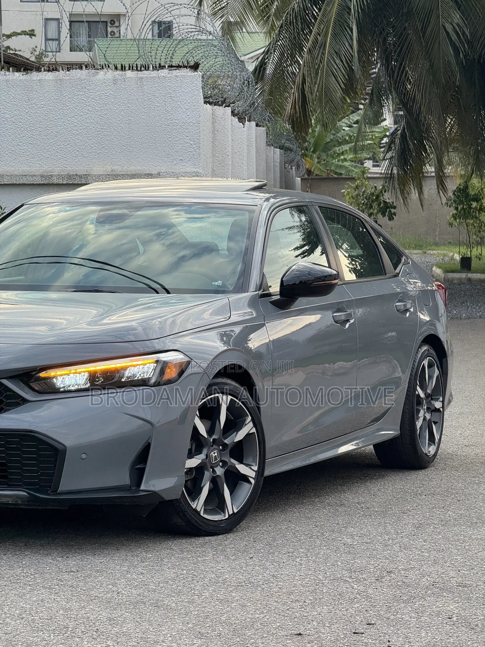 Honda Civic Sport Touring Hybrid Sedan 2026 Gray