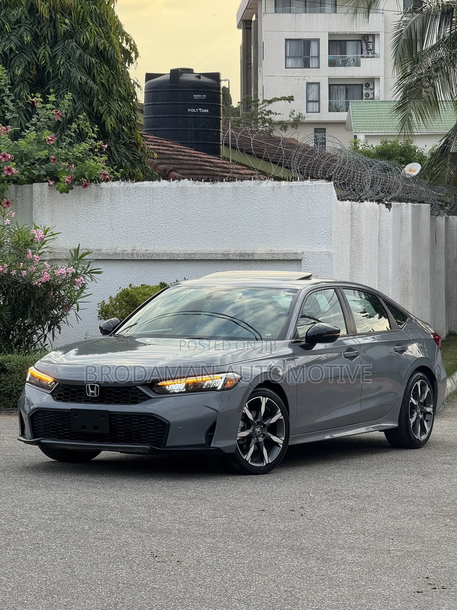 Honda Civic Sport Touring Hybrid Sedan 2026 Gray