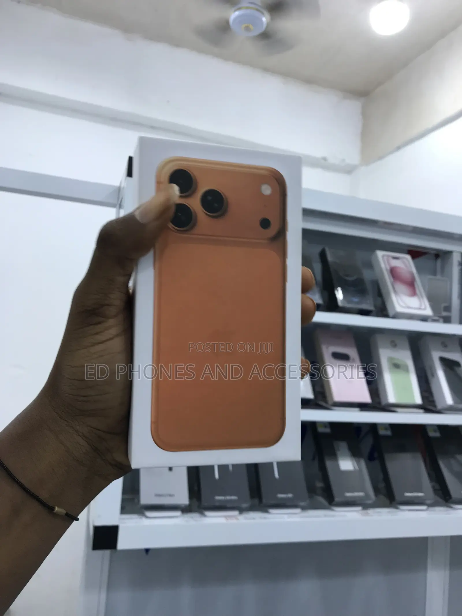 New Apple iPhone XR 128 GB Orange
