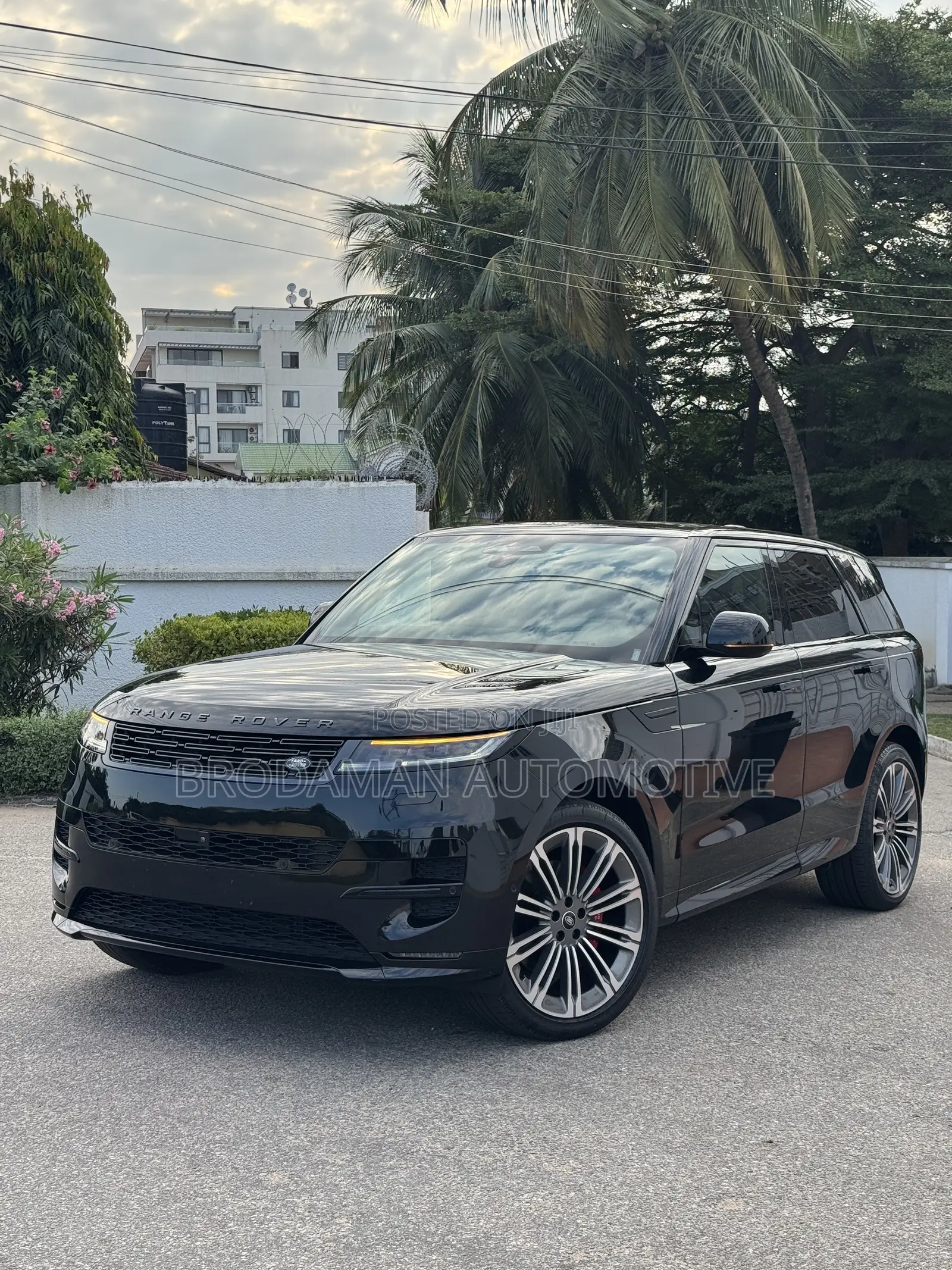 Land Rover Range Rover Sport P460 PHEV Dynamic SE 2025 Black