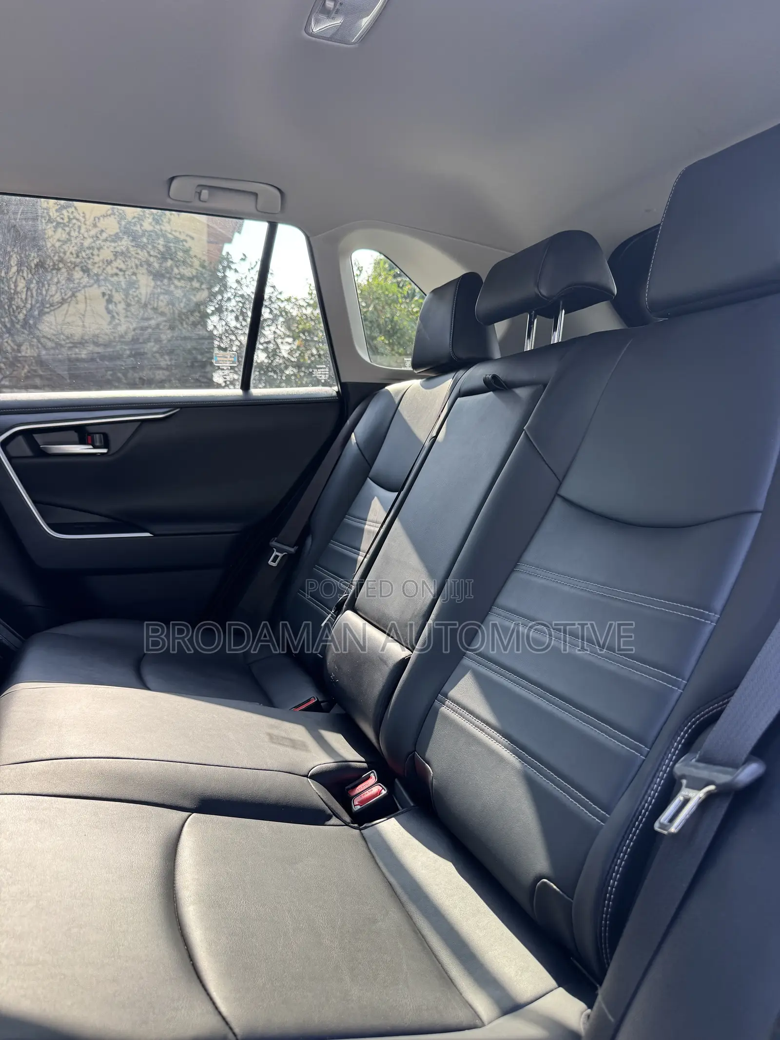 Toyota RAV4 Limited AWD 2020 Silver
