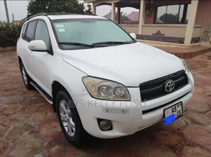Toyota RAV4 2012 White