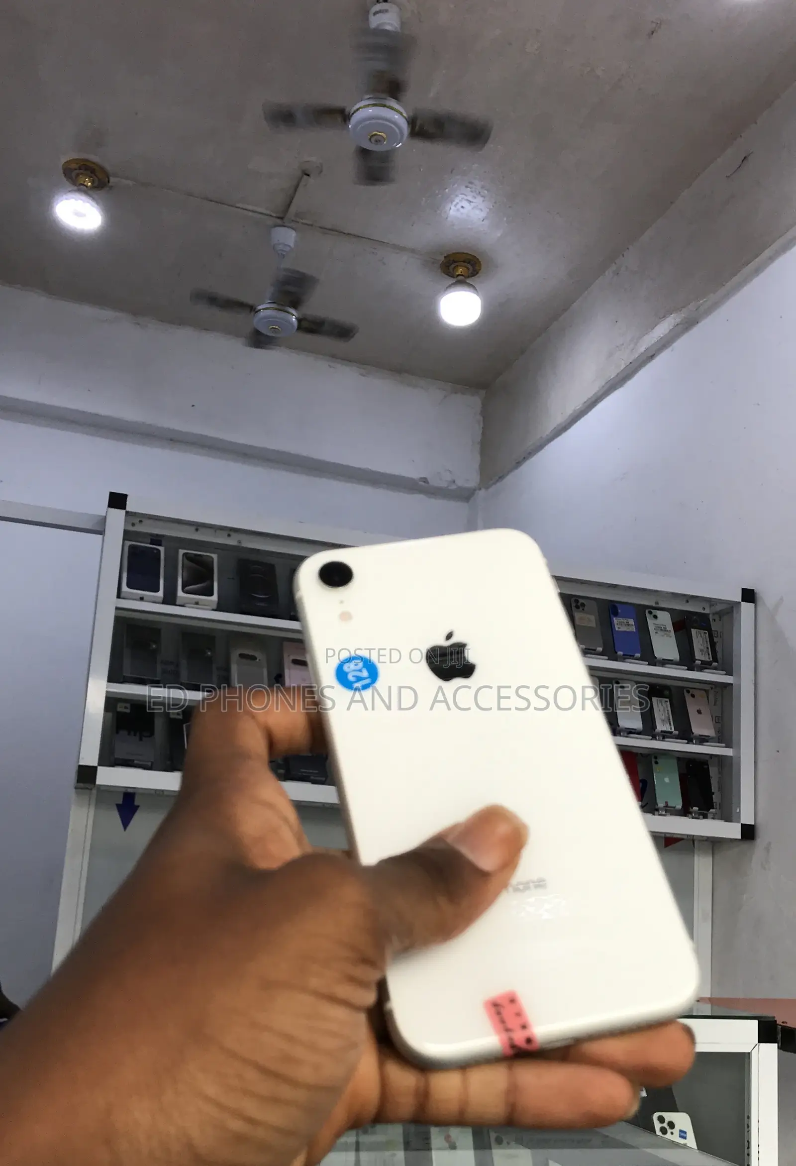 Apple iPhone XR 128 GB White