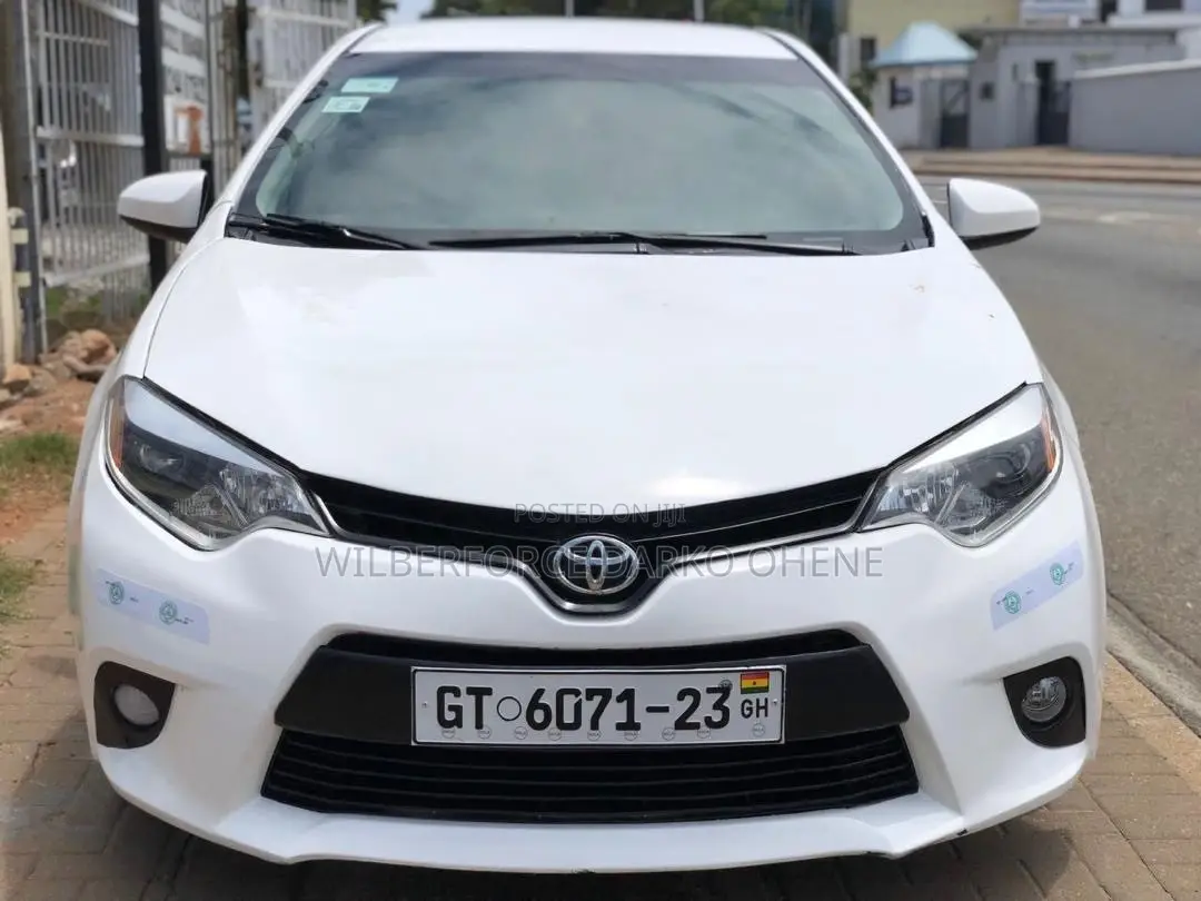 Toyota Corolla L 4dr Sedan (1.8L 4cyl 4A) 2014 Silver