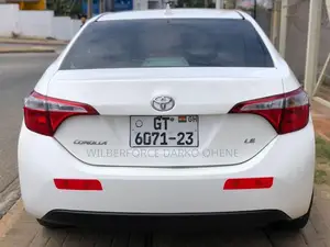 Toyota Corolla L 4dr Sedan (1.8L 4cyl 4A) 2014 Silver