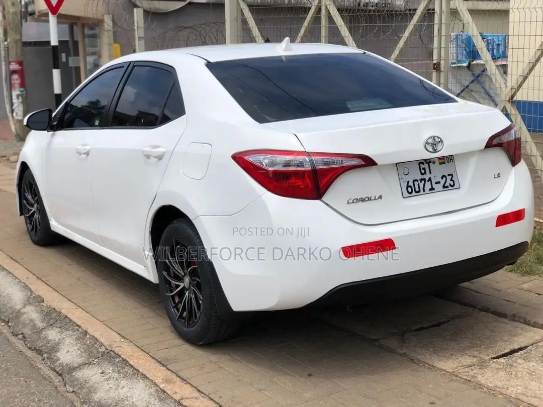 Toyota Corolla L 4dr Sedan (1.8L 4cyl 4A) 2014 Silver