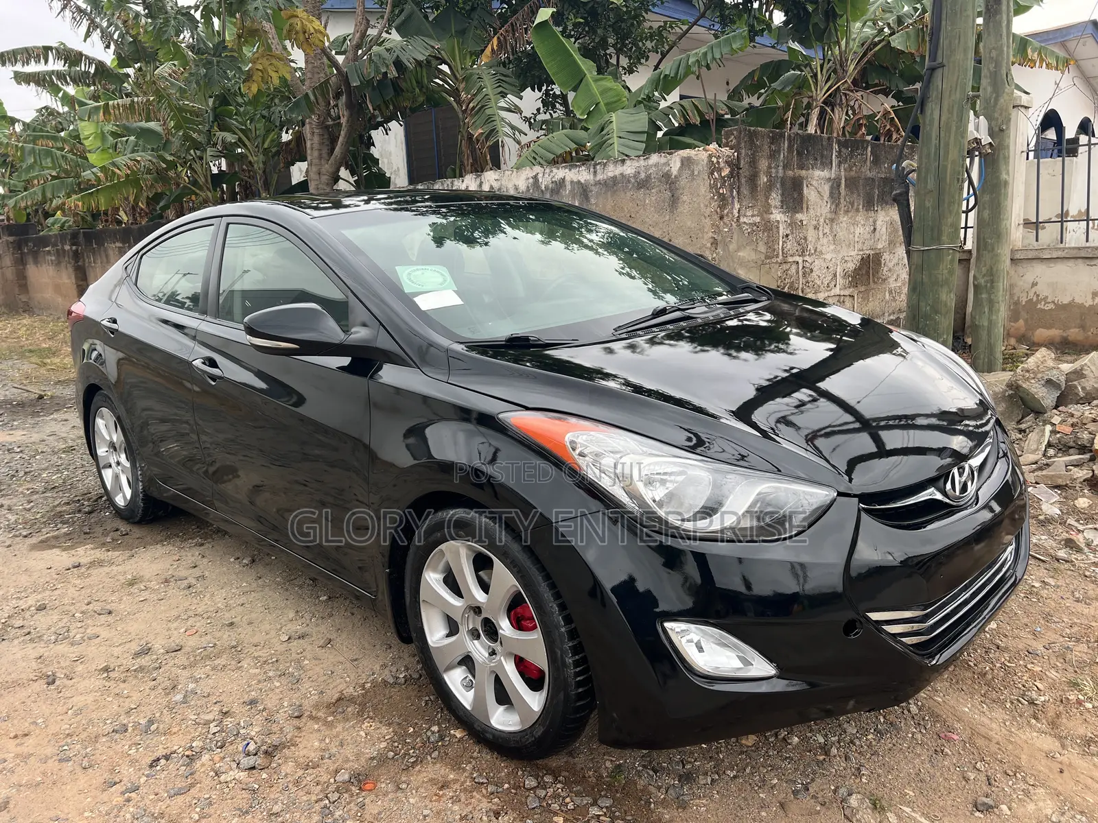 Hyundai Elantra Limited Sedan FWD (1.8L 4cyl 6A) 2013 Black