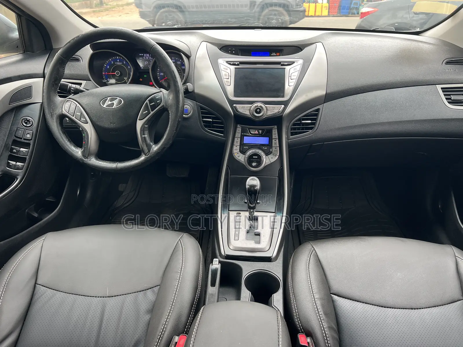 Hyundai Elantra Limited Sedan FWD (1.8L 4cyl 6A) 2013 Black